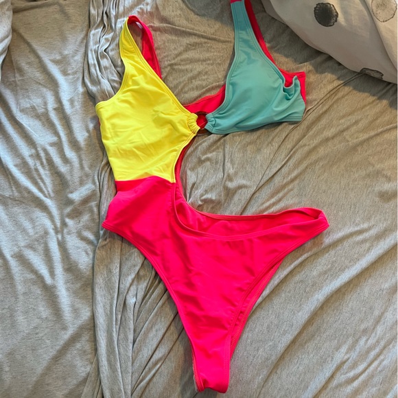 Color block Monokini - Picture 1 of 3